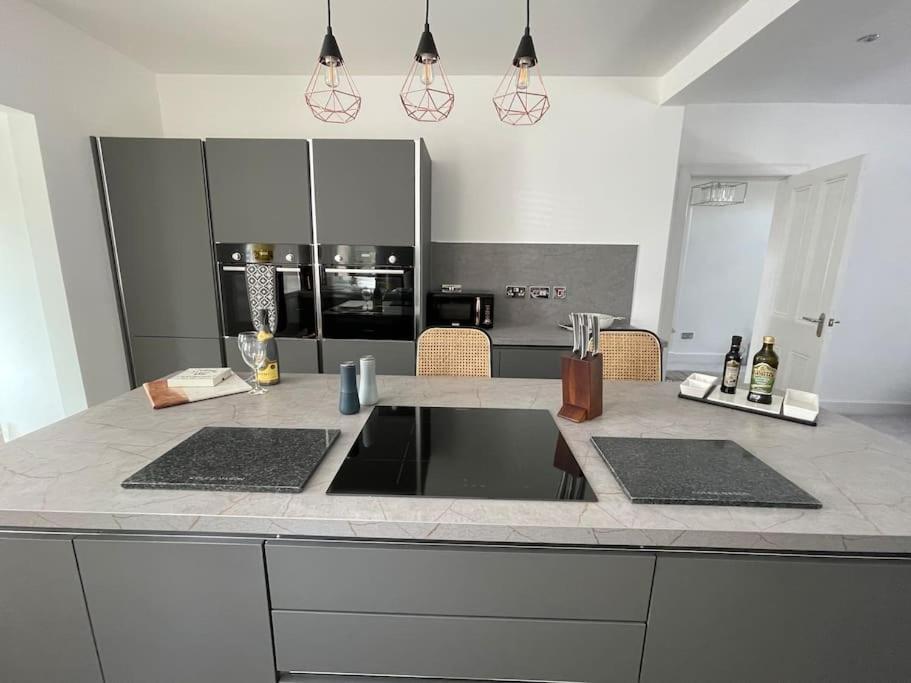 Fantastic Home In Brightons, Falkirk. Polmont Eksteriør bilde