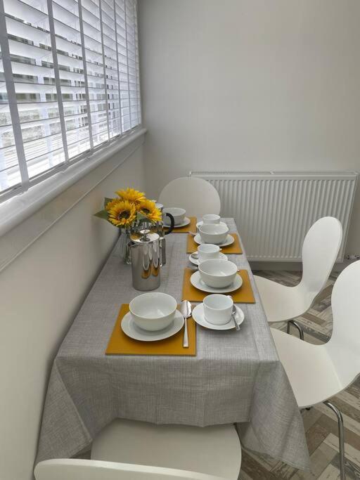 Fantastic Home In Brightons, Falkirk. Polmont Eksteriør bilde